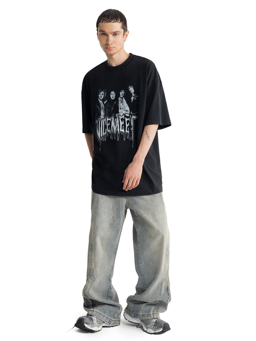 Oversized Unisex Graphic Embroidered Streetwear T-Shirt