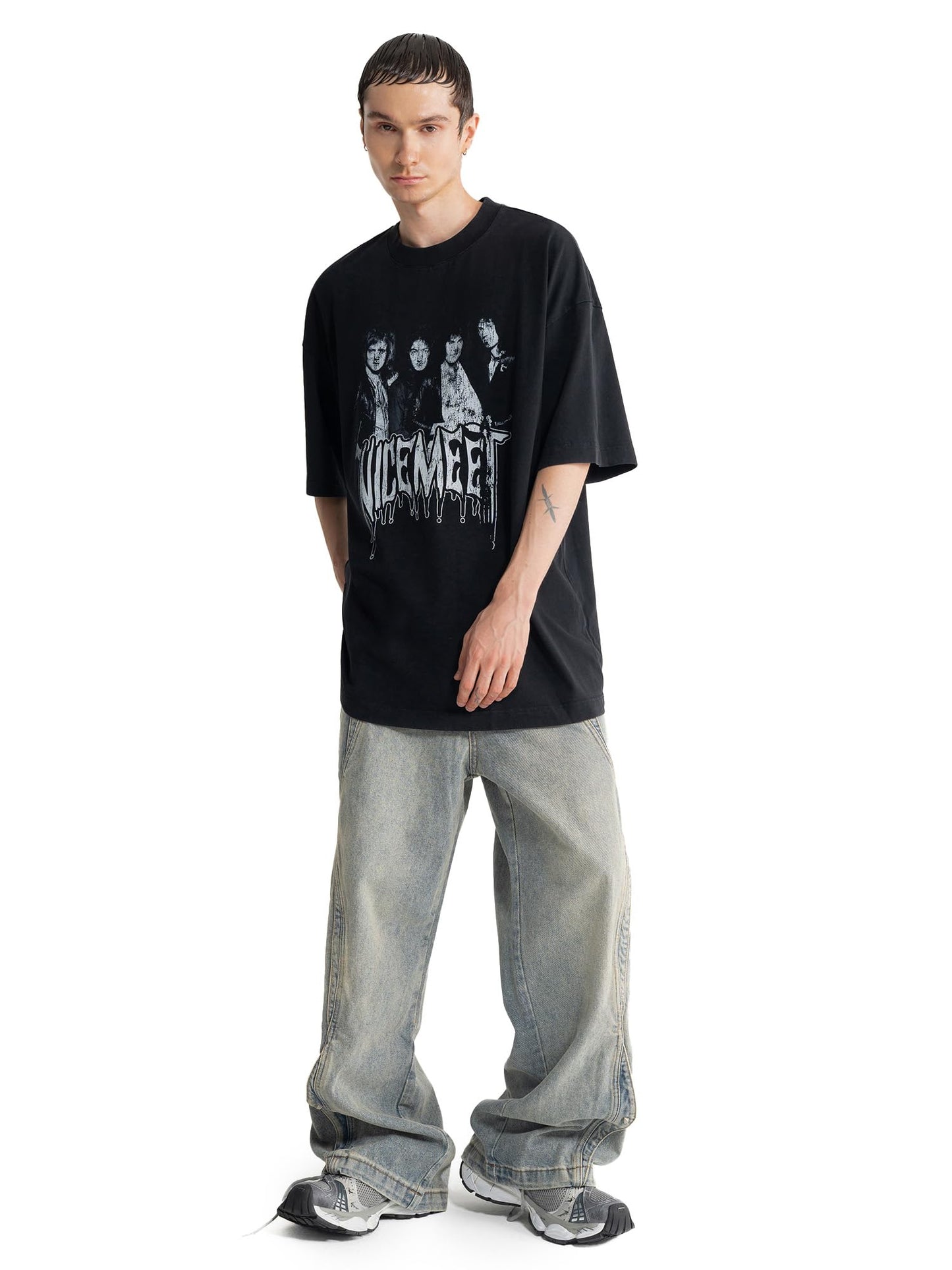 Oversized Unisex Graphic Embroidered Streetwear T-Shirt